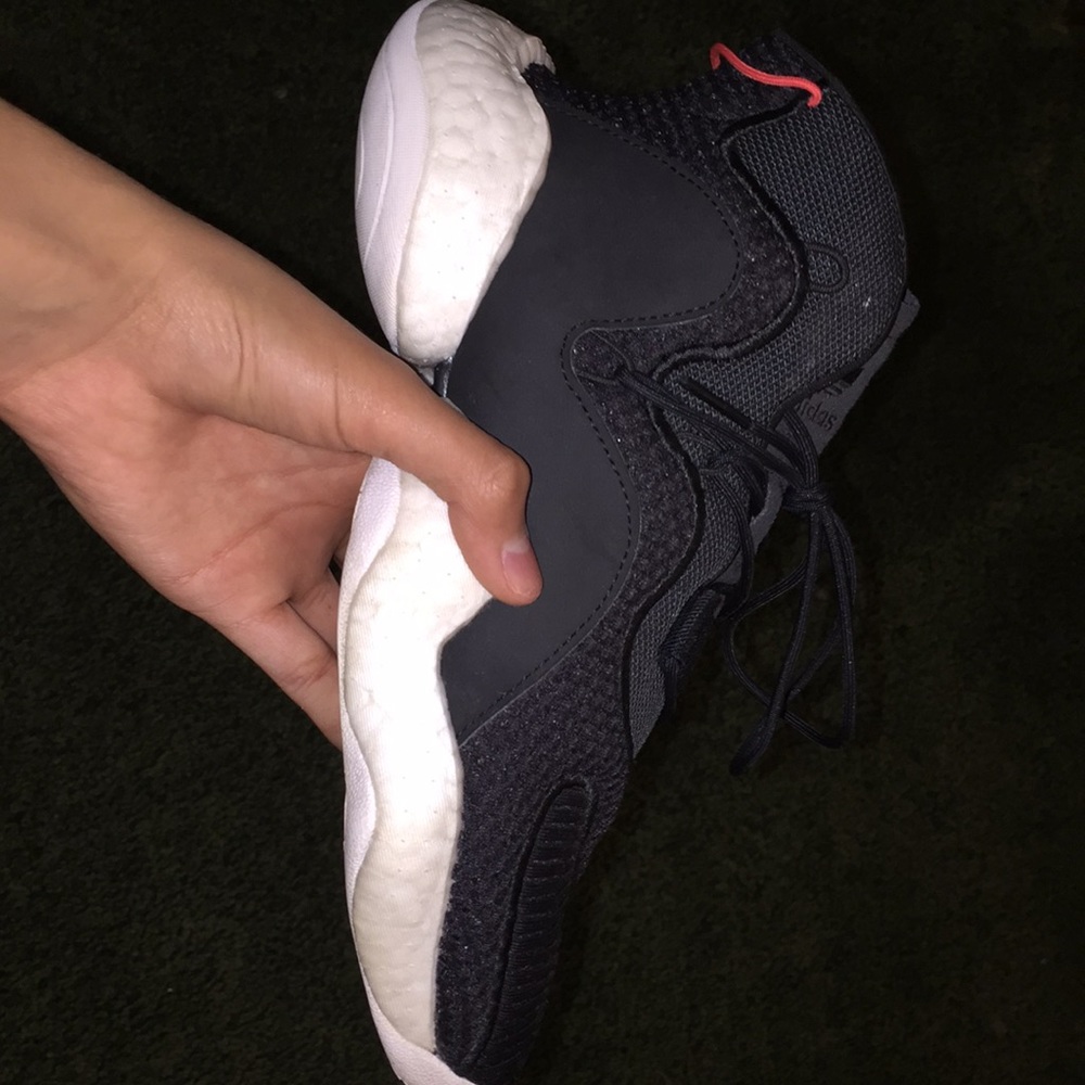 Adidas crazy byw